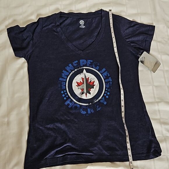 NHL Women's Hockey Winnipeg Jets  Logo Short Sleeves T-Shirt - Picture 12 of 16